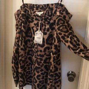 Leopard off should blouse
